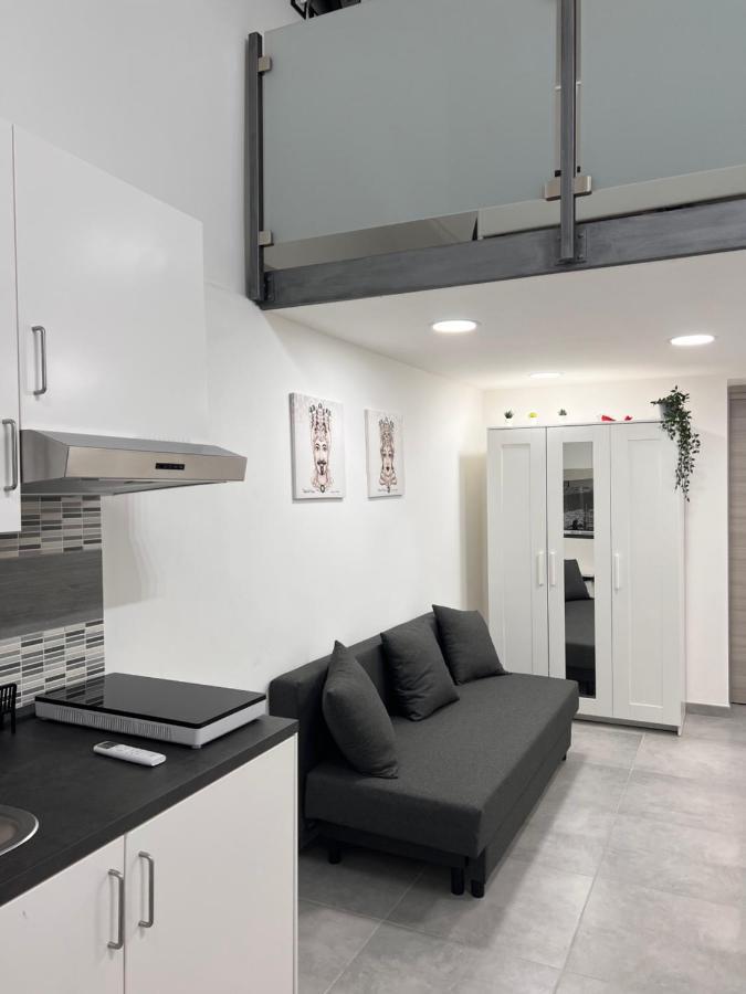 Emilyhouse Apartment Катания Екстериор снимка