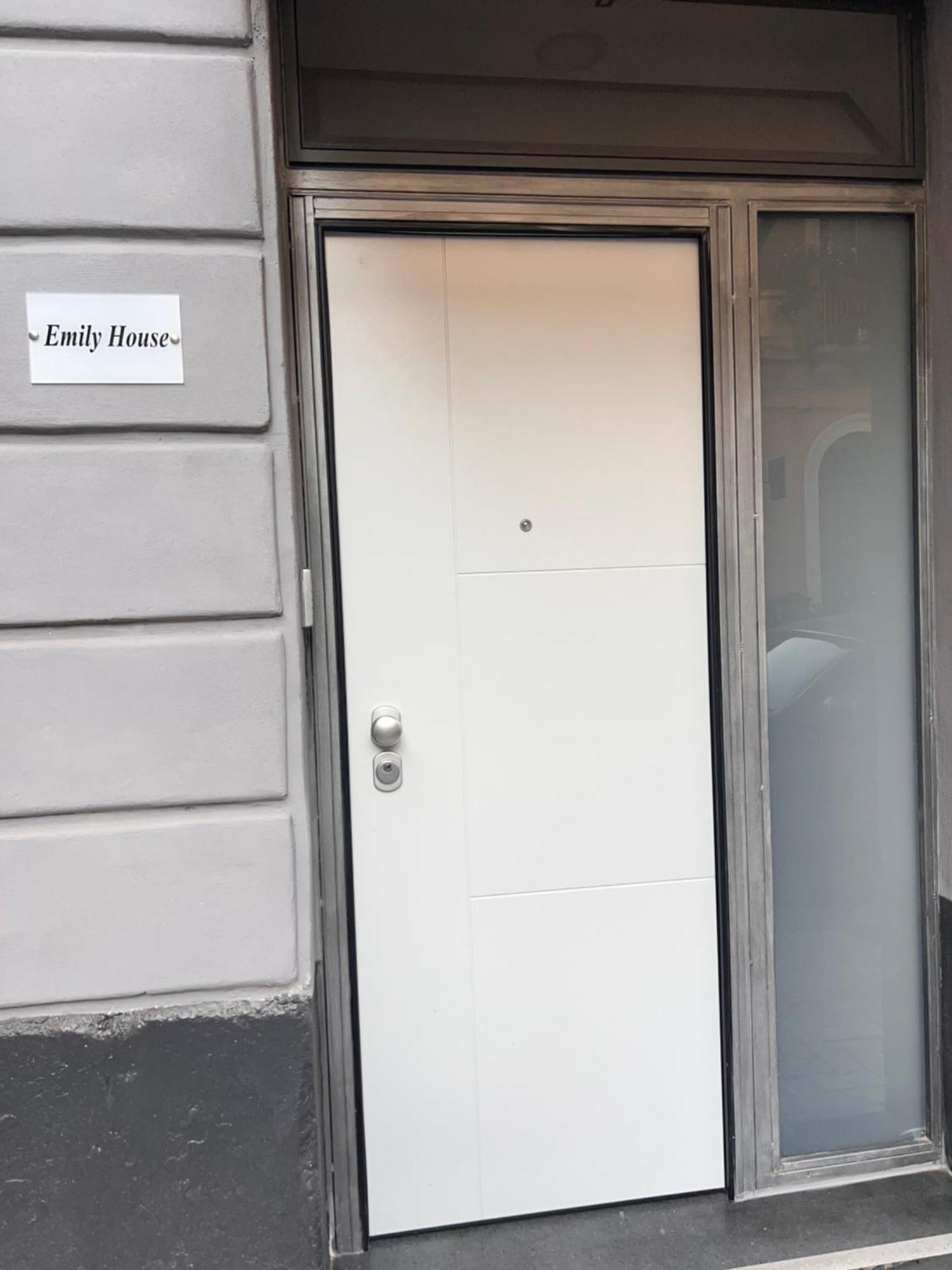 Emilyhouse Apartment Катания Екстериор снимка